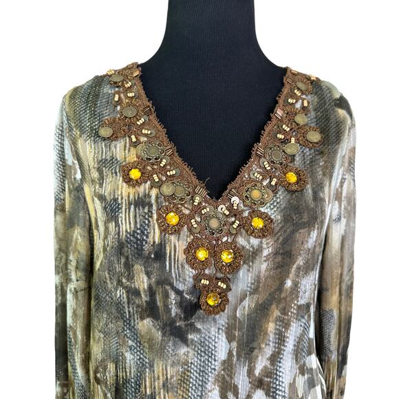 Mushka by Sienna Rose sheer embellished V-Neck Long Sleeve Blouson size S - Picture 14 of 15